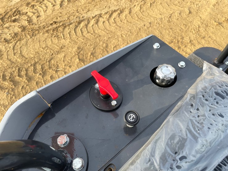 #1043-•-new-ats-d12d-mini-excavator-image-12