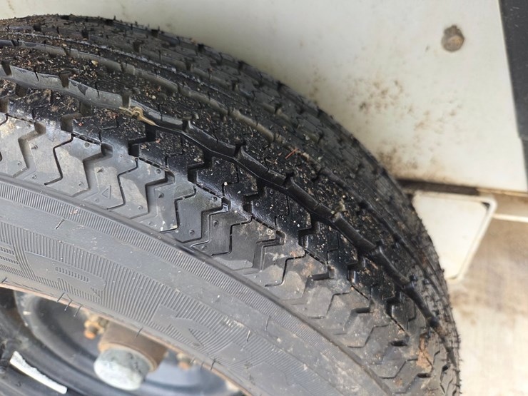 2002-massey-ferguson-8-image-39