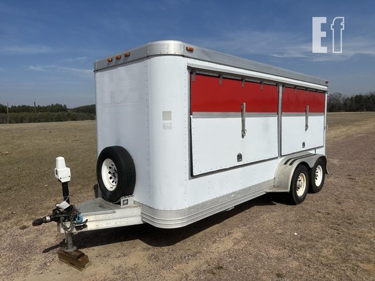 voltage-regulator-power-controls-enclosed-trailer-image-1