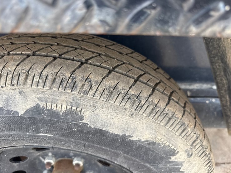 massey-ferguson-8-image-35