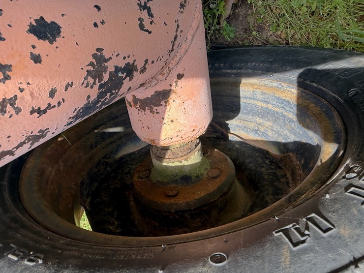 #45277-•-concrete-levee-packer-image-7