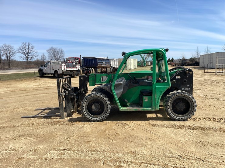 2014-jlg-g5-18a-image-8