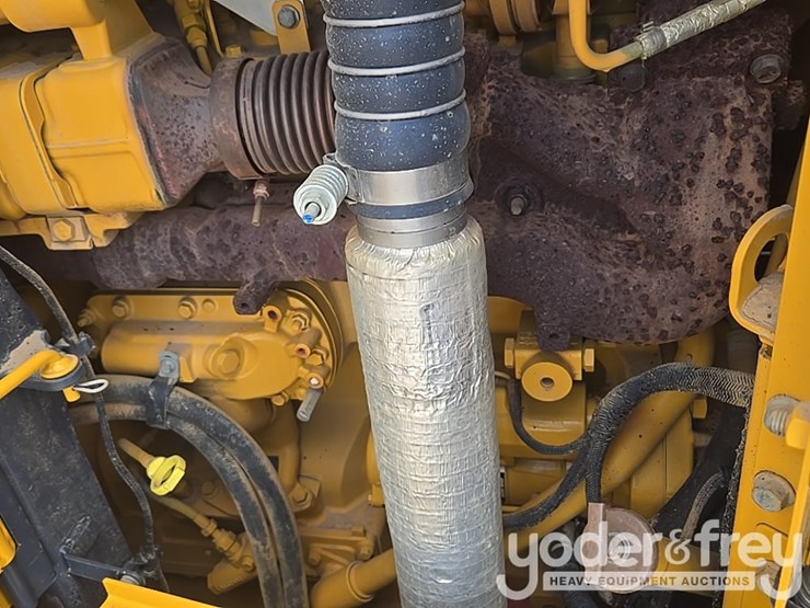 2019-deere-670g-image-64