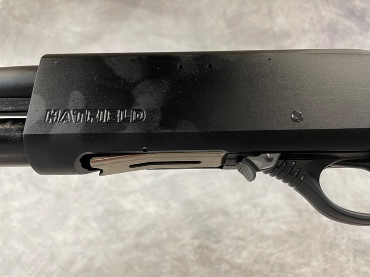 #4096-•-hatfield-home-defense-,-12-ga.-pump-action-shotgun,-sn:-12p21-007824,-(neenah,-wi)-image-12