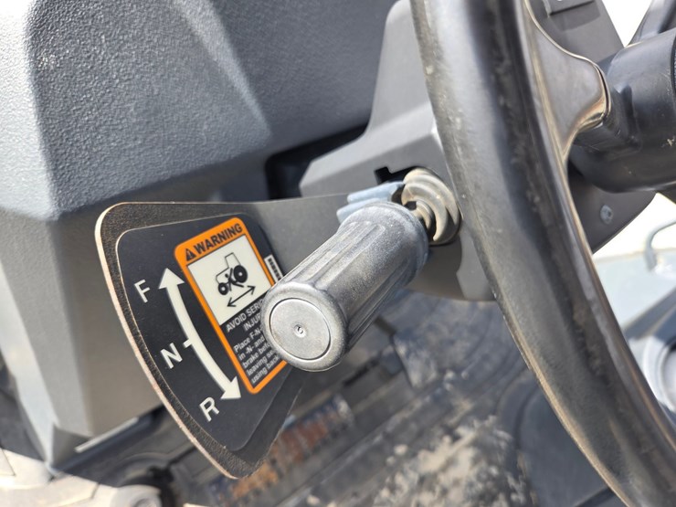 2019-deere-310-image-72