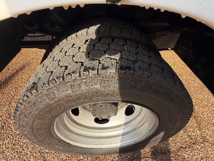 2011-ford-f450-image-5