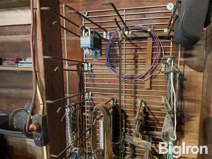 drill,-jumper-cables,-tools-image-3