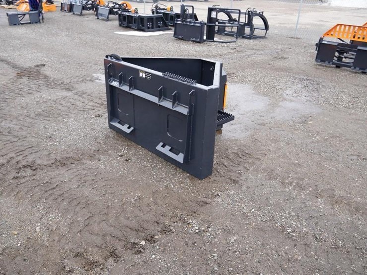 #1419-•-unused-wolverine-skid-steer-concrete-chuter-attachment-image-3