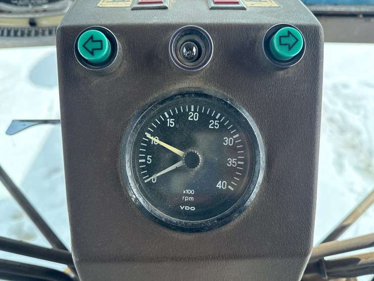 2019-champion-780a-image-55