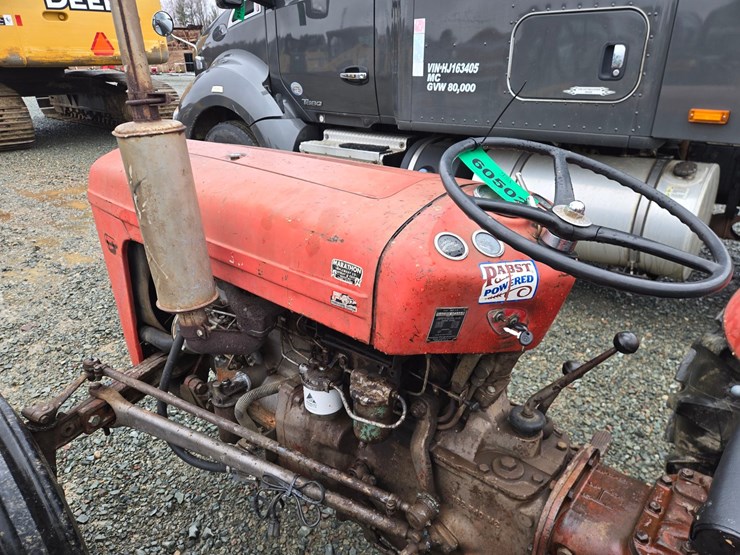 massey-ferguson-35-image-10