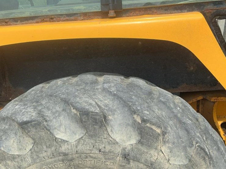 john-deere-310d-image-77