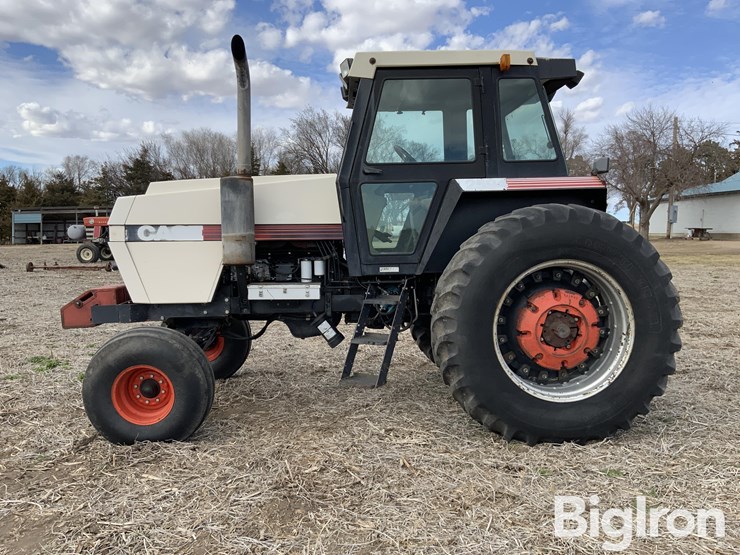 1984-case-2594-2wd-tractor-image-8