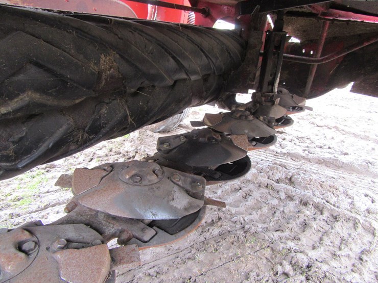 new-holland-1431-image-21