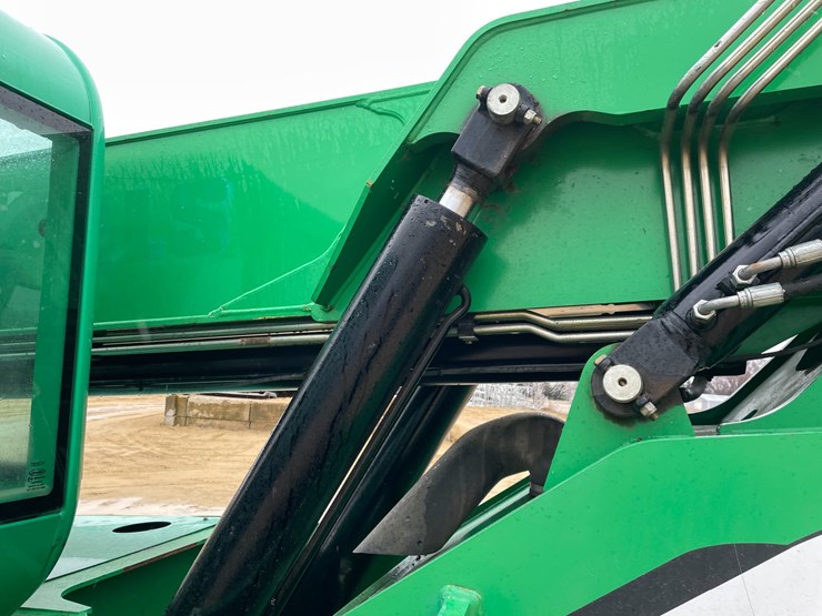 2014-sky-trak-6042-image-27