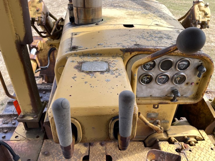 caterpillar-d7-image-43