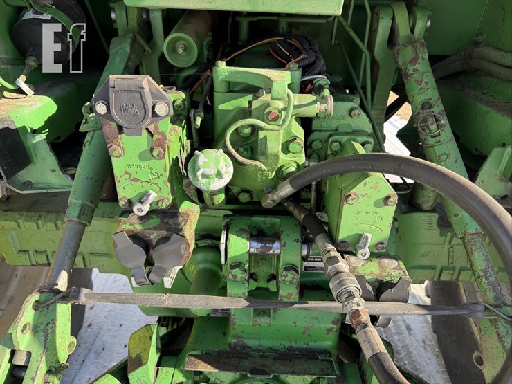 john-deere-4440-image-10