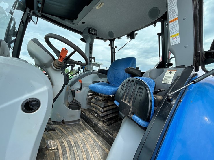 new-holland-t4.95-image-14