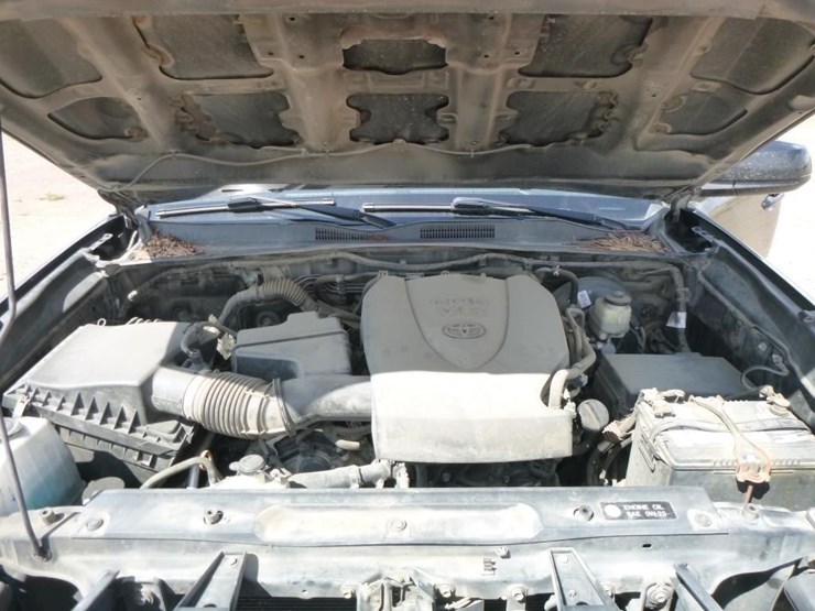 2018-toyota-tacoma-image-23