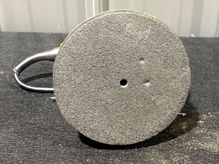 #775-•-ryobi-6-inch-sander-image-4