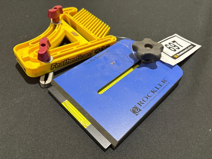 #697-•-group-of-gauges-and-clamps-image-2