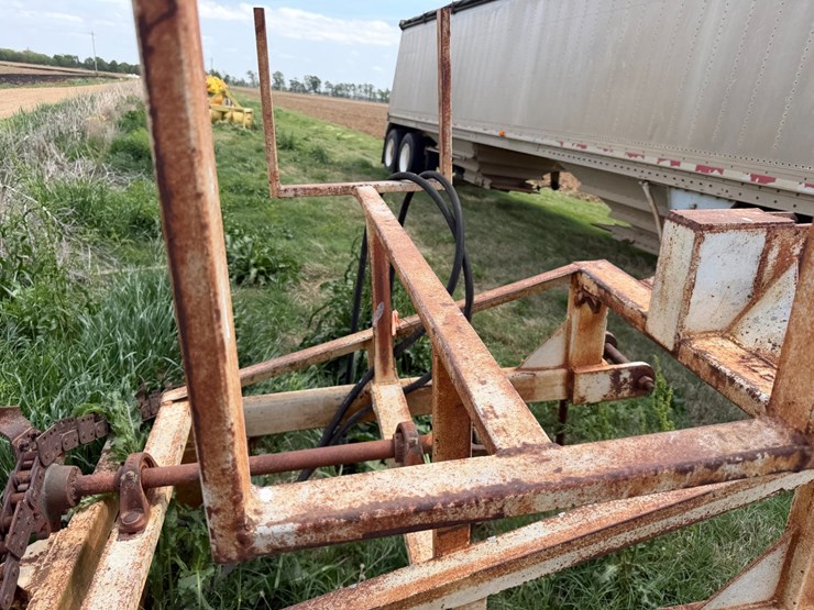 #45268-•-levee-trencher-image-23