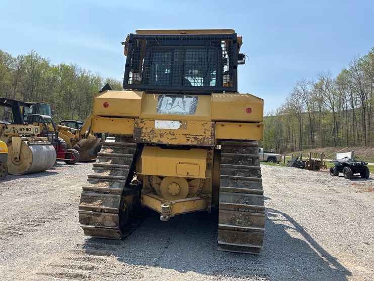 caterpillar-d6t-xl-image-6