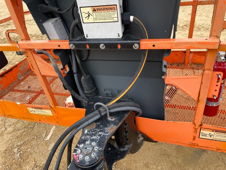jlg-400s-image-24