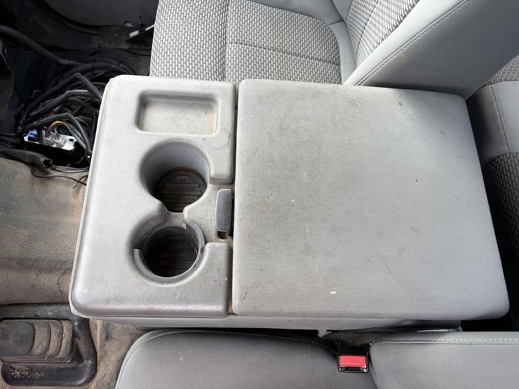 2012-ford-f550-image-21