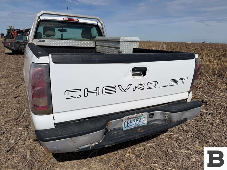 2005-chevrolet-silverado-1500-image-15