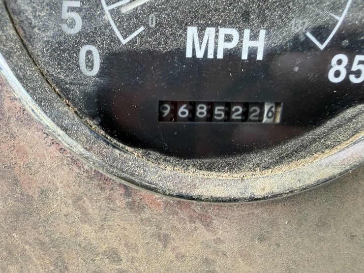 2000-international-9200-image-82