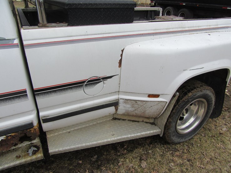 1997-chevrolet-3500-image-10