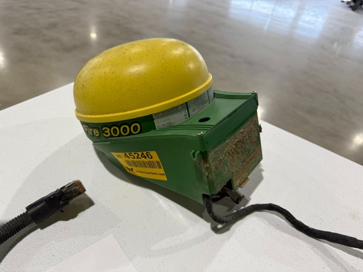 john-deere-3000-image-4