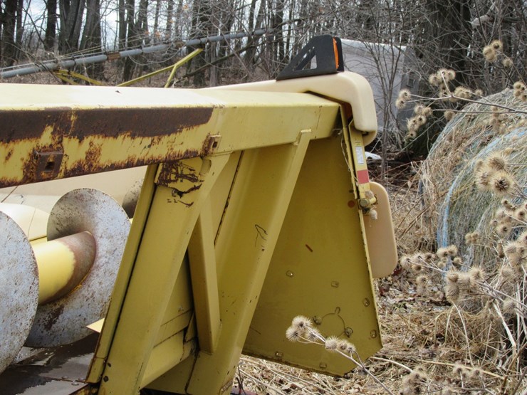 new-holland-996-image-8