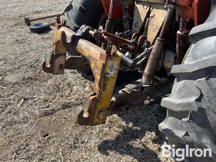 1968-massey-ferguson-1100-image-16