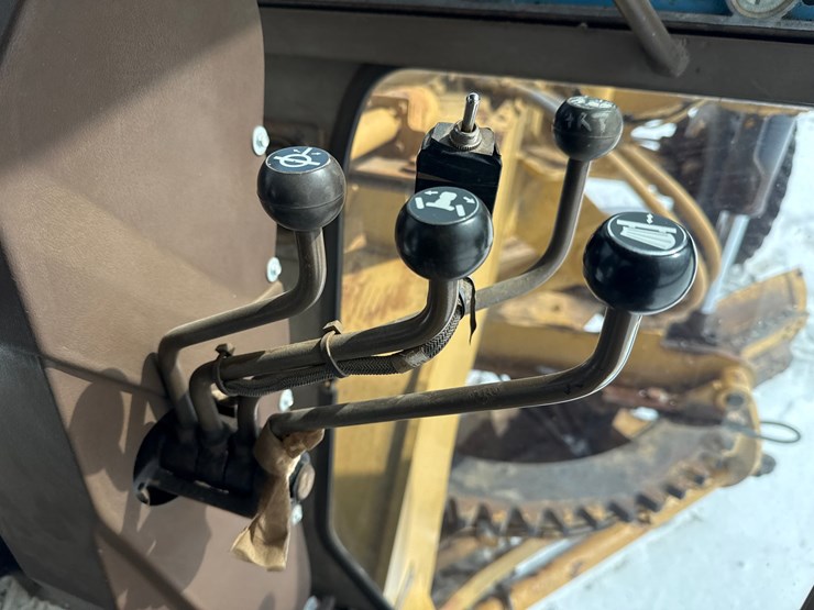 2019-champion-780a-image-52