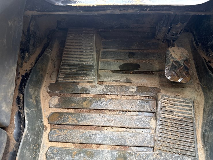 2017-caterpillar-279d-image-35