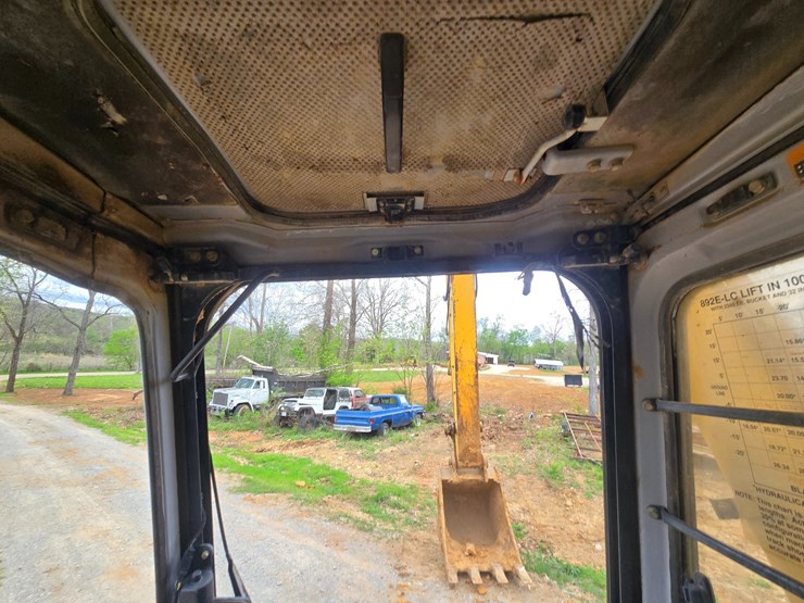 deere-892e-lc-image-59