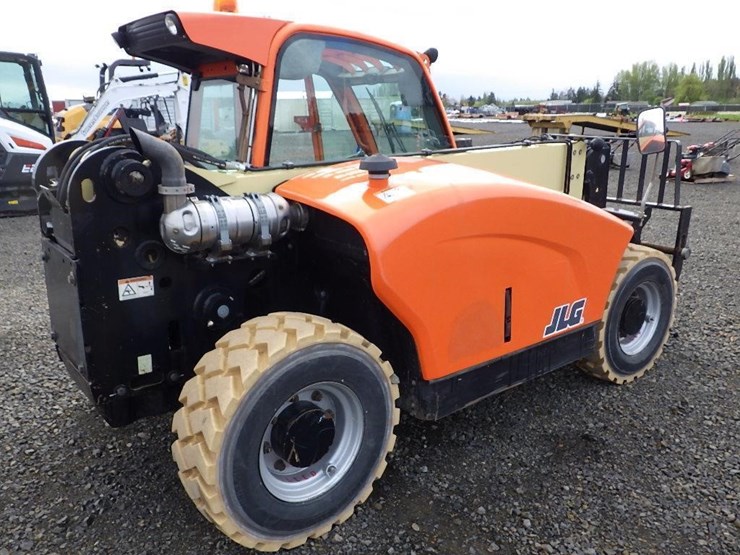 2017-jlg-g5-18a-image-5