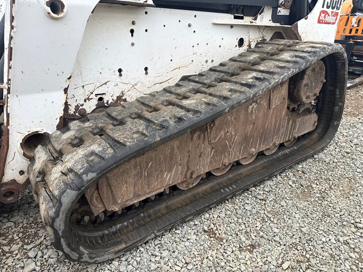 bobcat-t300-image-33