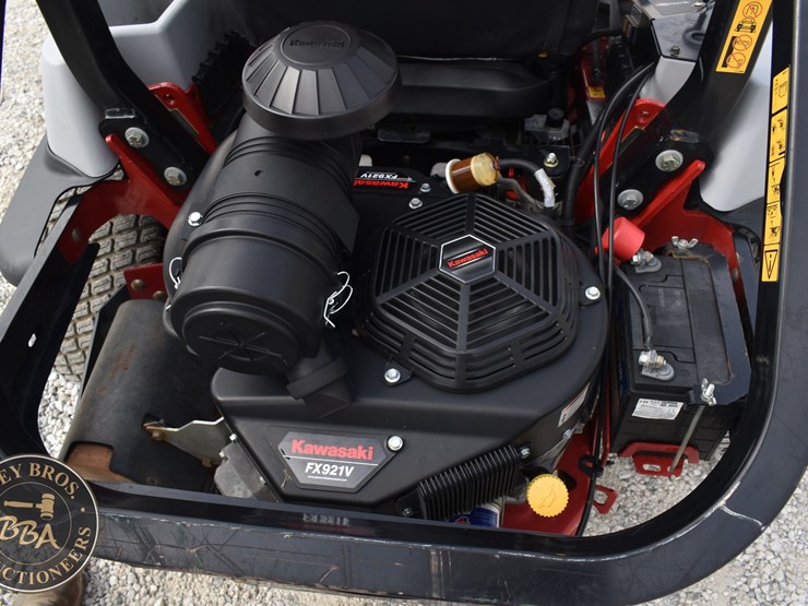 2024-exmark-lzx921gka726q1-43328-image-13