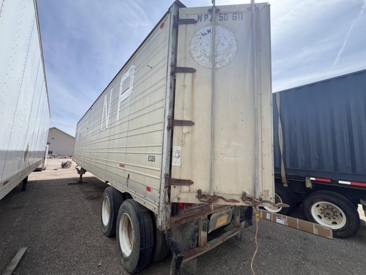 1966-utility-van-image-3