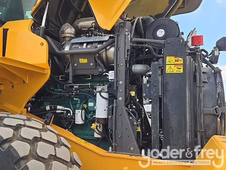 2021-volvo-l90h-image-48