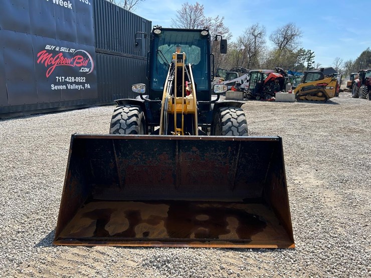 2022-gehl-al750-image-7