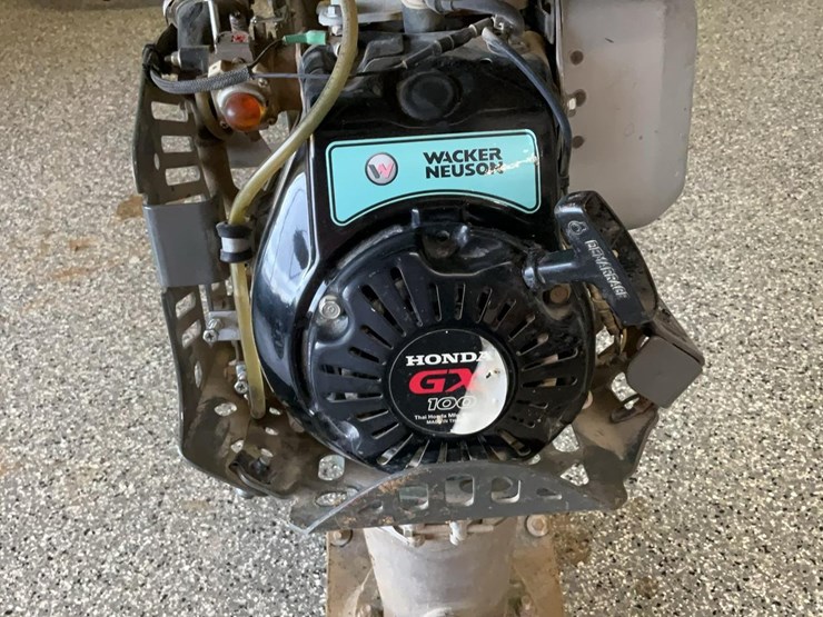 2017-wacker-neuson-bs60-4as-image-8