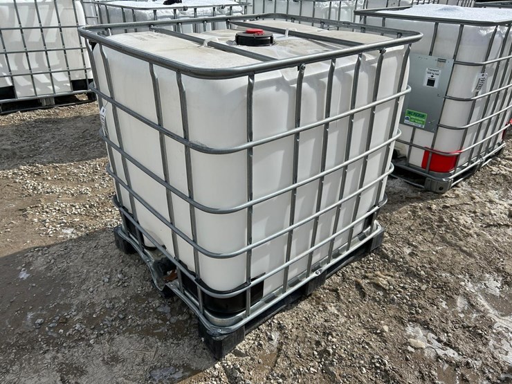 water-tank-tote-image-2