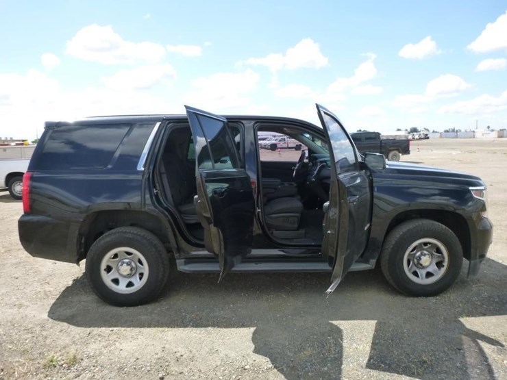 2019-chevrolet-tahoe-image-14