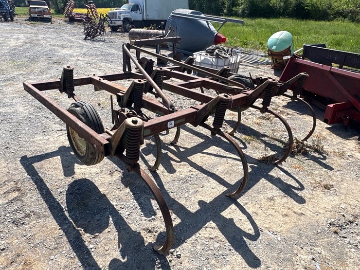 john-deere-10-image-3