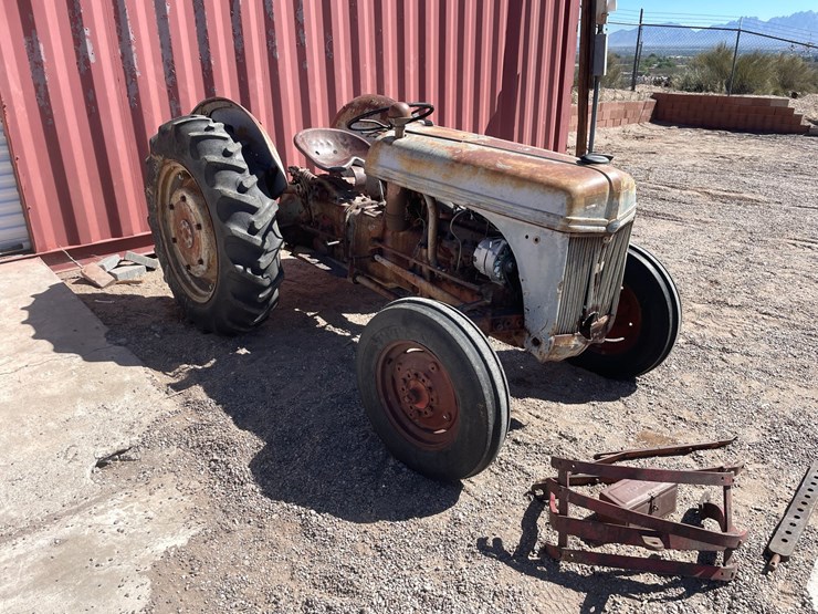 ford-tractor-image-54