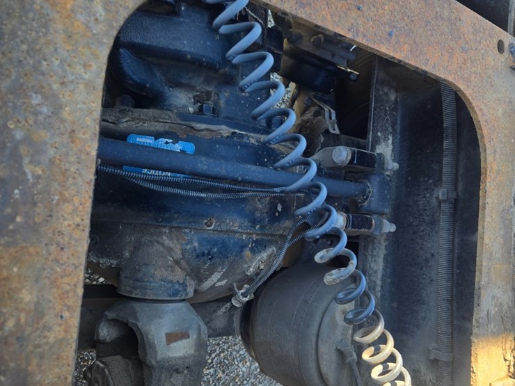 2005-peterbilt-379-image-84