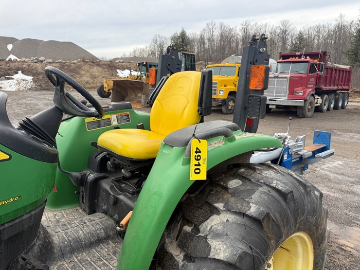 john-deere-4120-image-13